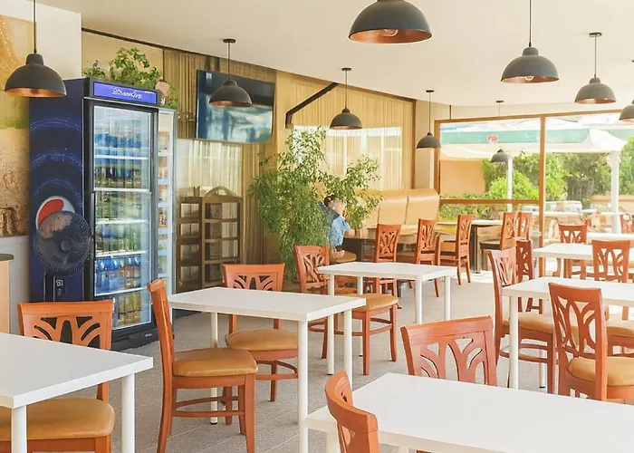 Antonia Seaside Comfort